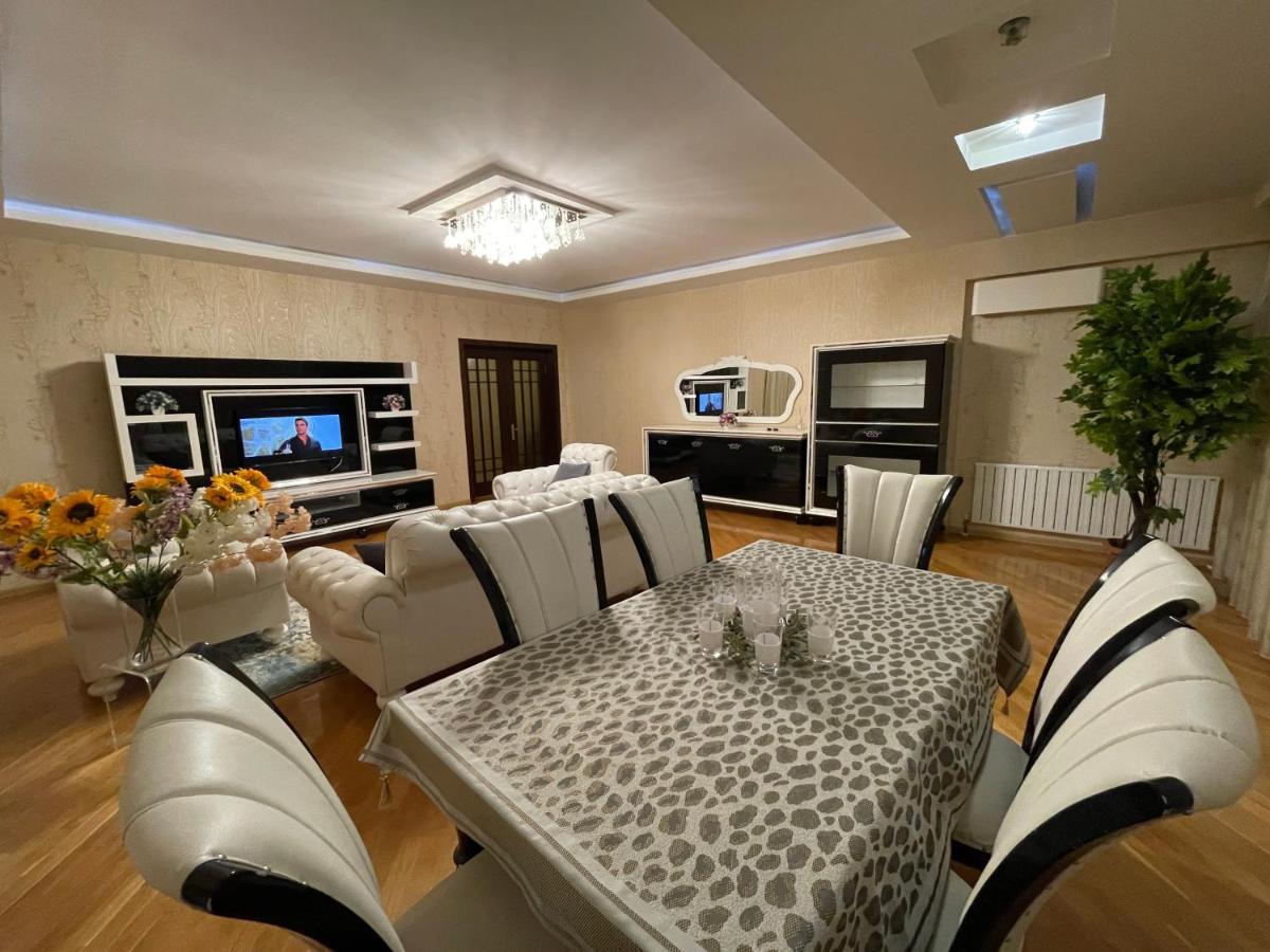Park Azure Residence Baky Esterno foto