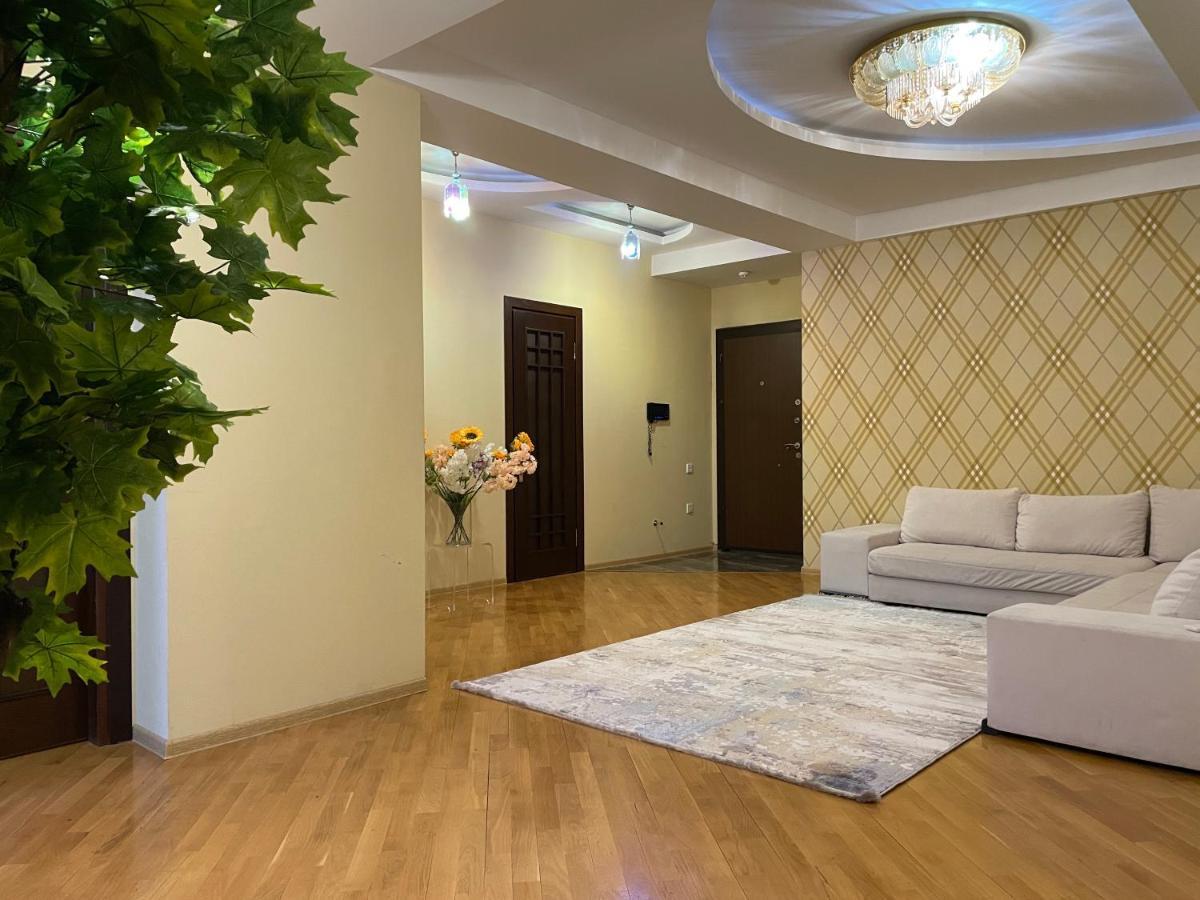 Park Azure Residence Baky Esterno foto