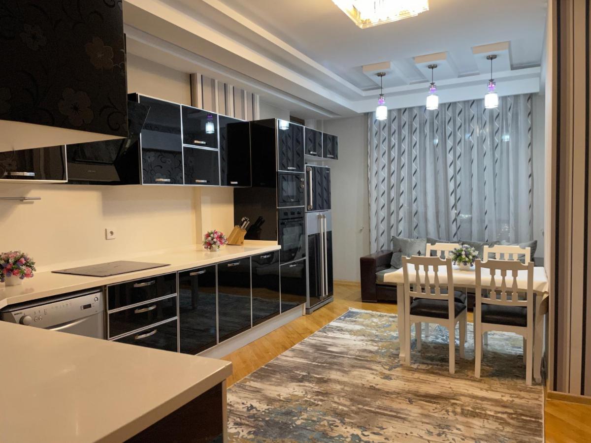 Park Azure Residence Baky Esterno foto