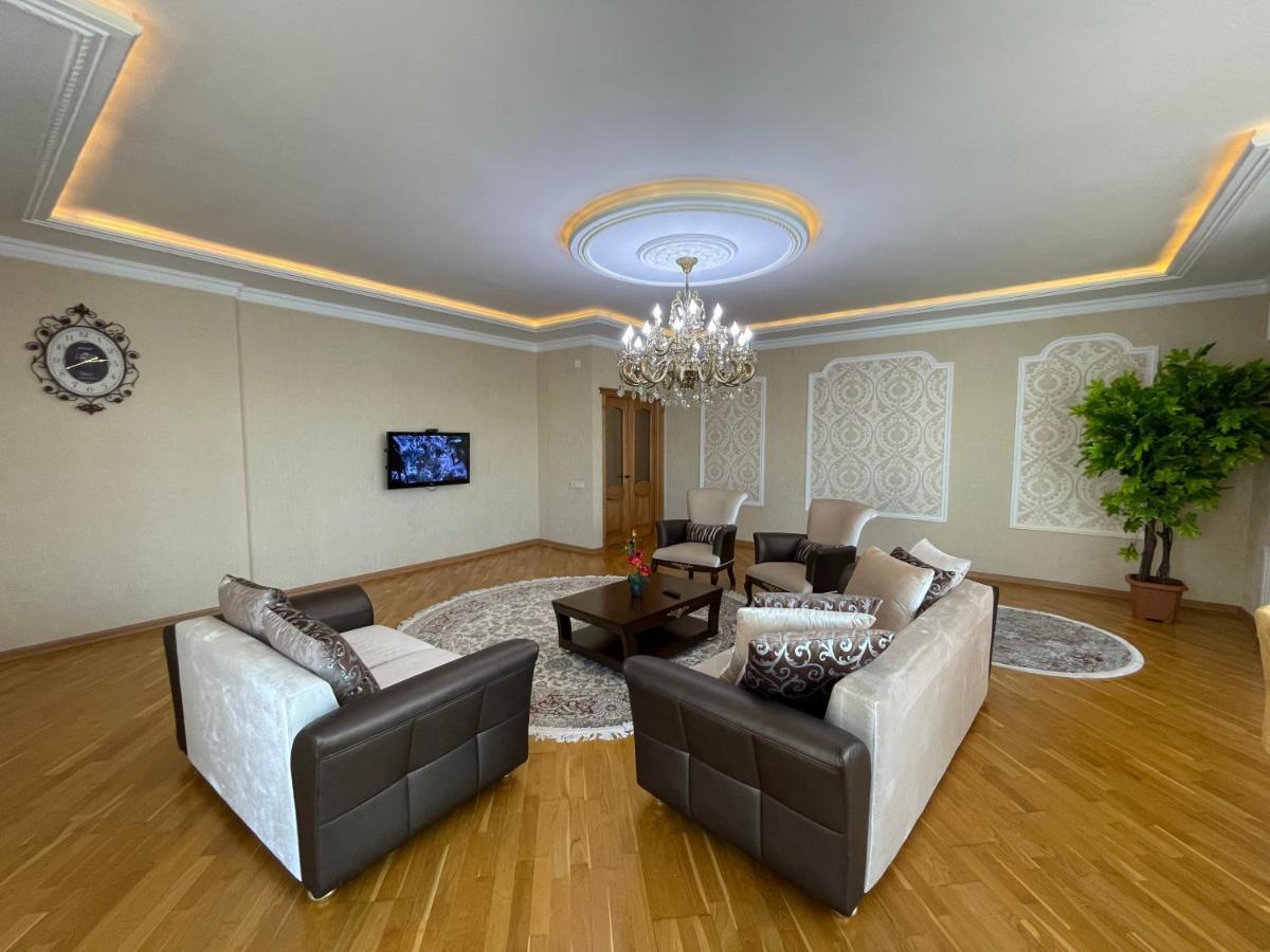 Park Azure Residence Baky Esterno foto