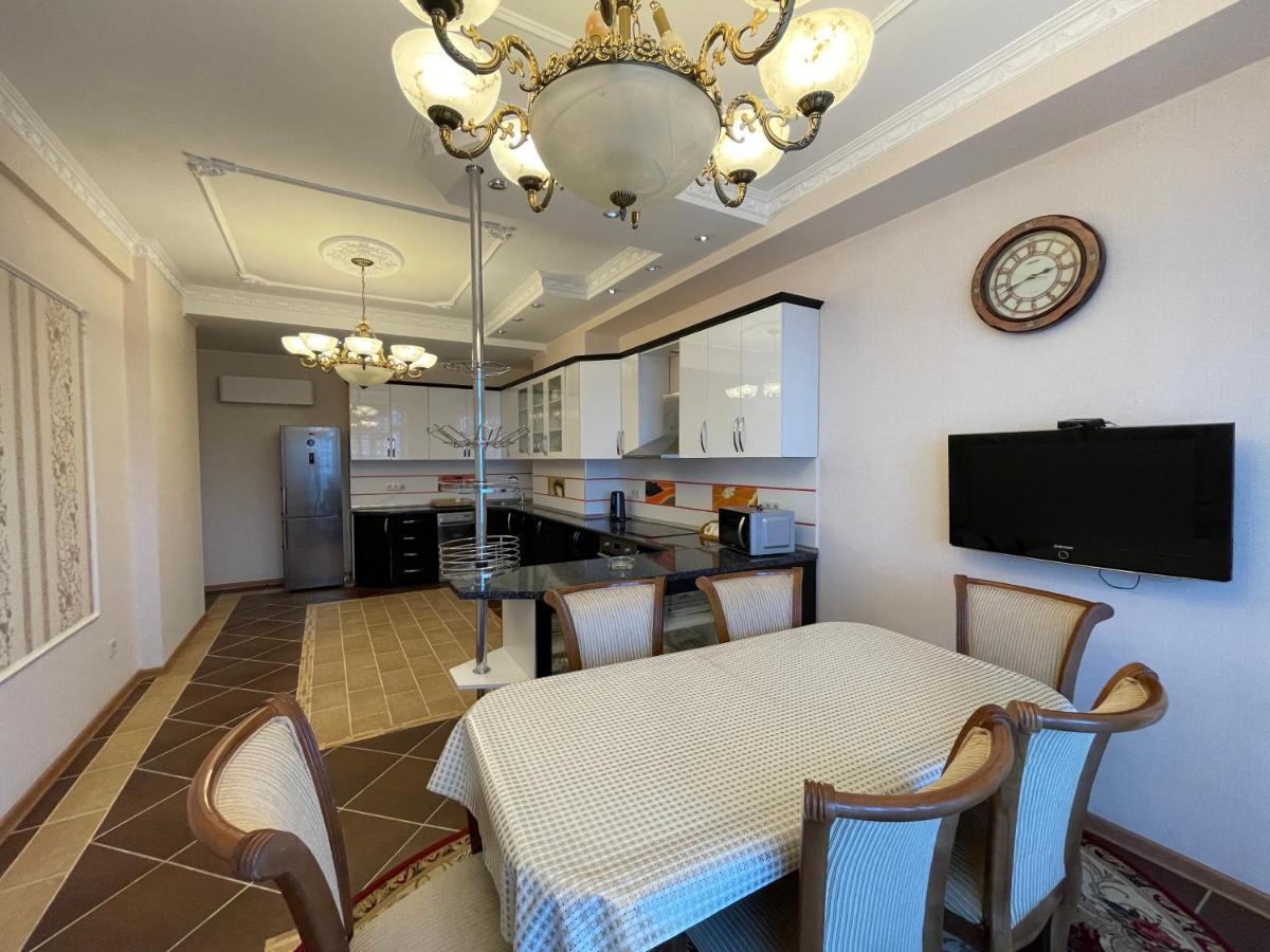 Park Azure Residence Baky Esterno foto